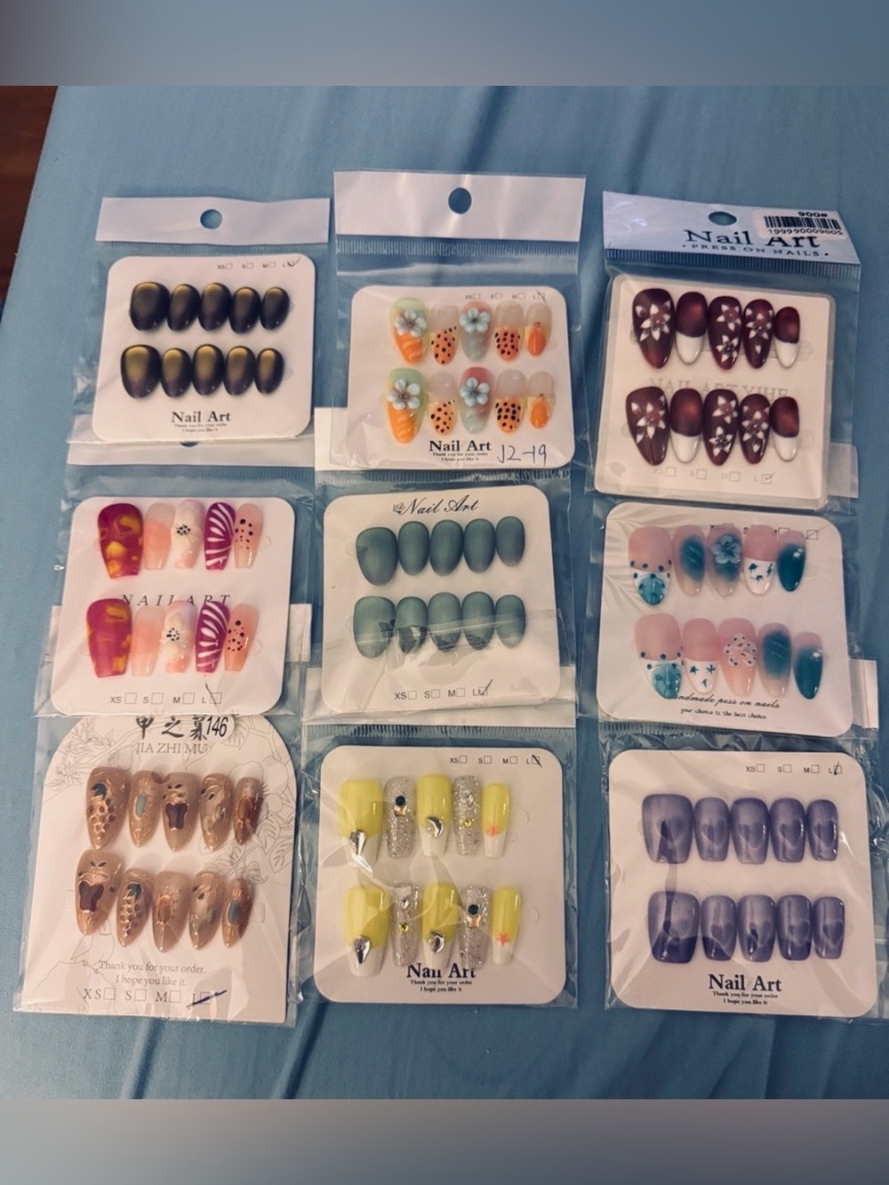 Nail Art Press-On 9 Sets — Assorted Colors size large